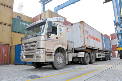 寧波港集裝箱運輸總經理吳偉 看好甩掛運輸前景